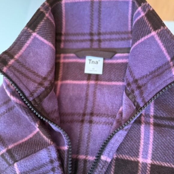 NWT Women's TNA Purple Plaid Fleece in XS - Picture 3 of 7
